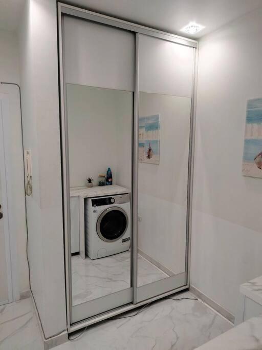 Apartament Alinik *
