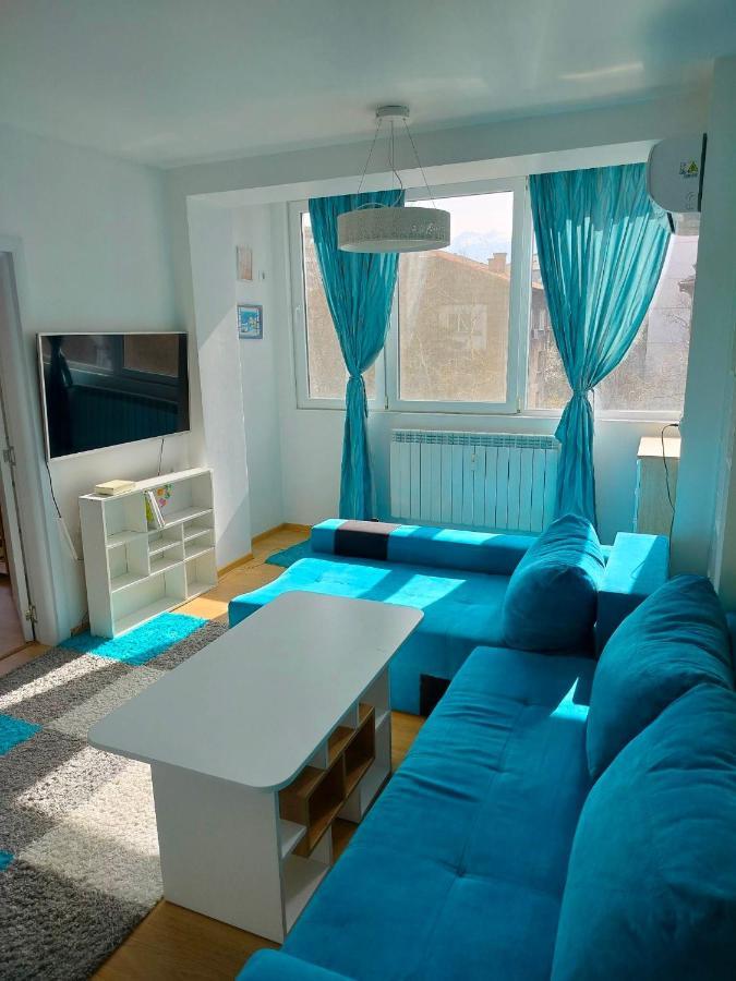 Apartament Alinik *